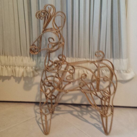 2 Gold Braided Wrought Iron Indoor Deer - Picture 11 of 16